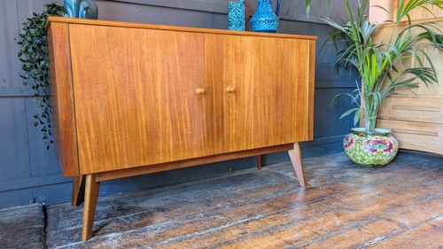 Mid century 1950s vintage - mid,