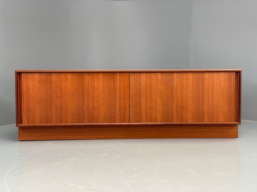 Vintage plan sideboard - sideboard, teak